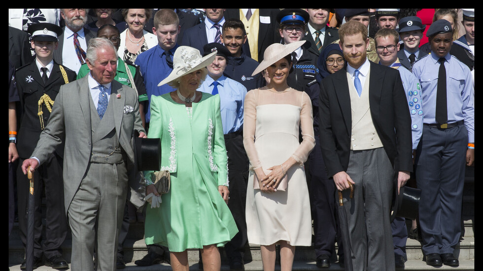 صحيفة: هكذا سيواجه هاري "المنبوذ" إذلال العائلة بحفل تتويج والده في غياب ميغان!