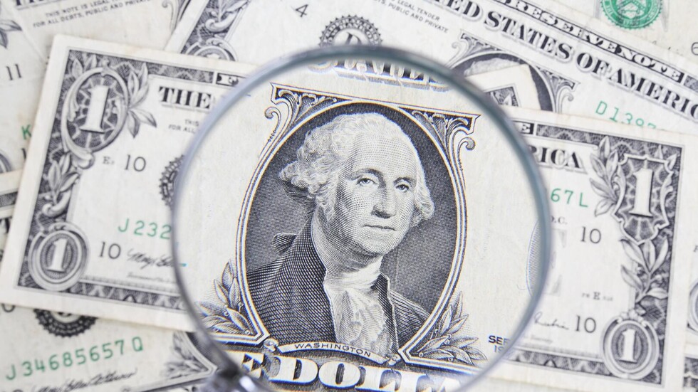 نيبينزيا: روسيا لا يمكنها الاعتماد على الدولار في ظل العقوبات