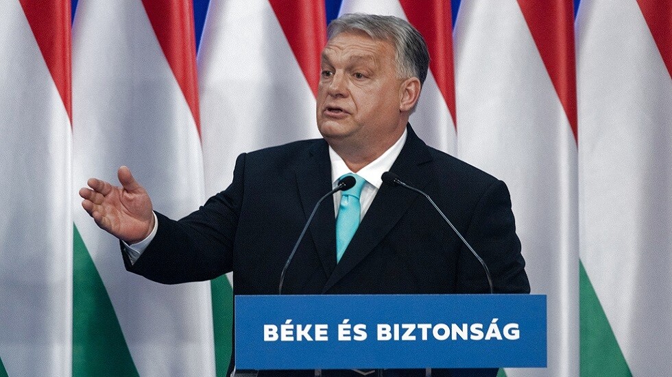 أوربان يتهم المفوضية الأوروبية بالكذب