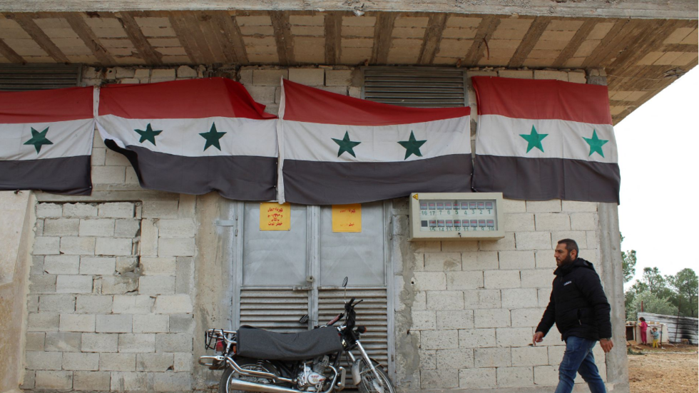 هل تمد إيران سوريا بالكهرباء؟