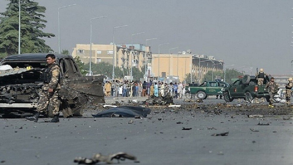 قصف صاروخي على مطار كابل لدى مغادرة وزير خارجية "طالبان"