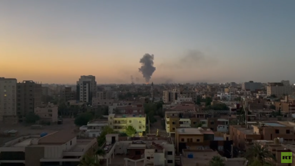 السودان.. احتدام المعارك رغم مفاوضات طرفي النزاع في السعودية (فيديو)