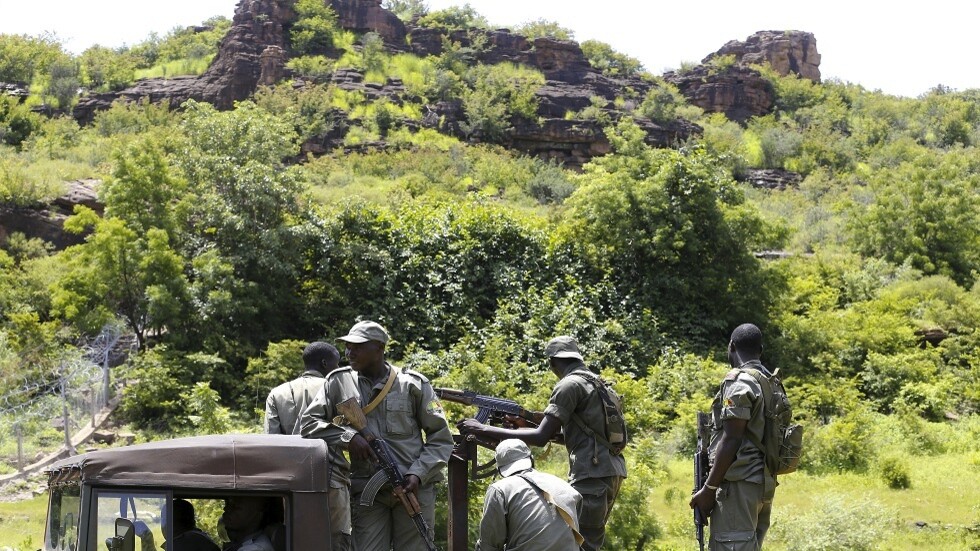 مالي.. جمعيات تطالب المجلس العسكري بسحب مبدأ العلمانية من مشروع الدستور