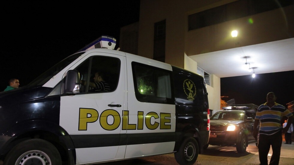 733 سنة سجنا.. موقع مصري ينشر تفاصيل القبض على صاحب سلسلة صيدليات هارب من العدالة