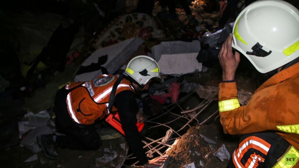 صحة غزة: مقتل 12 شخصا وإصابة 20 في الغارات الإسرائيلية على القطاع