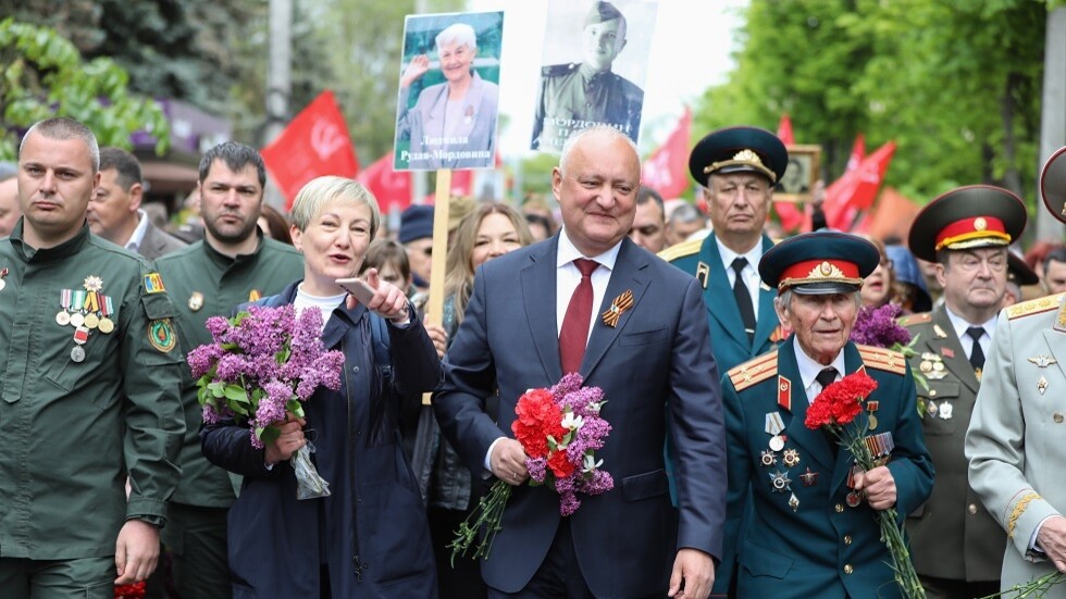 رئيس مولدوفا السابق: بوتين وطني روسي ورجل دولة