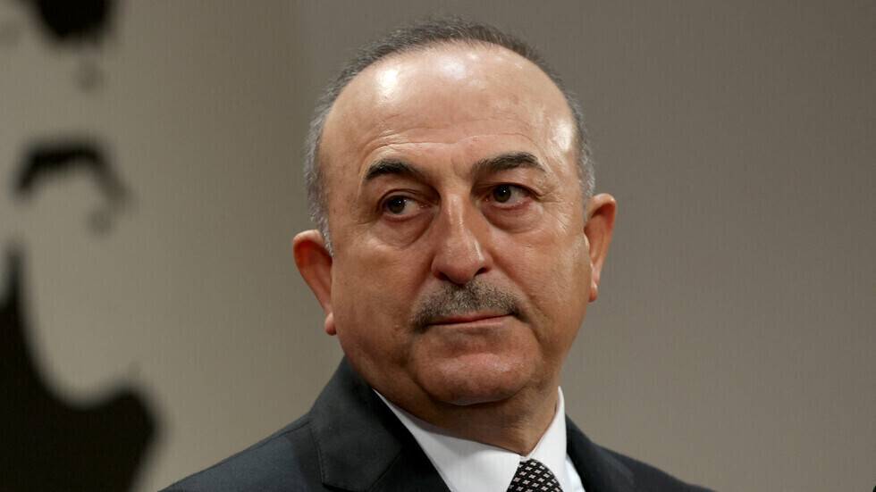 تشاووش أوغلو: سنعمل قريبا على إعداد خارطة طريق لتطبيع العلاقات مع دمشق