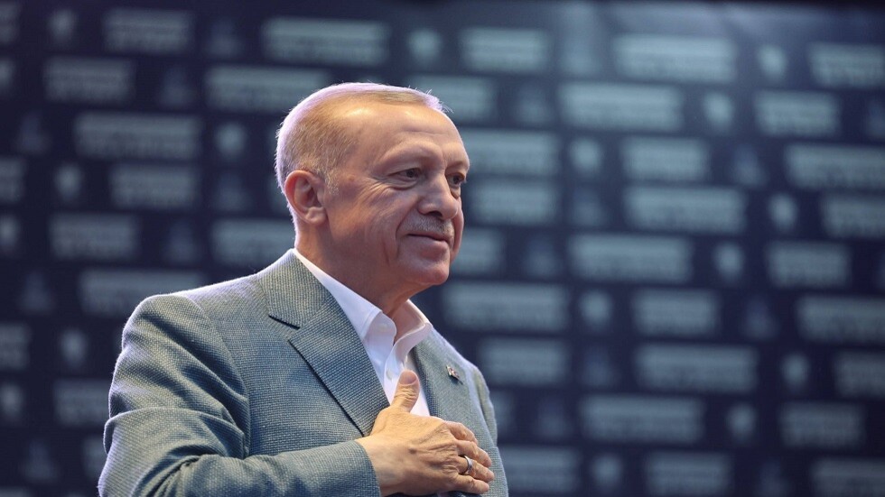 استطلاع.. أردوغان سيتقدم بفارق 6% فقط عن أقرب منافسيه في الجولة الأولى من الانتخابات