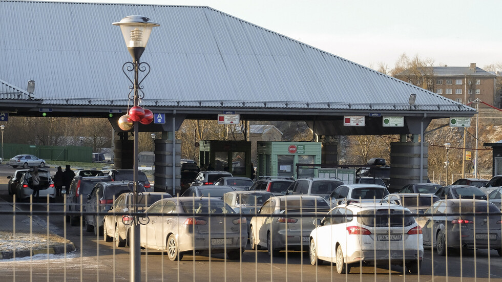 إستونيا قد تغلق معبرا على الحدود مع روسيا