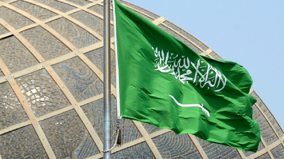 السعودية.. تمديد مدة الإقامة لتأشيرات المعتمرين السودانيين وإتاحة استضافتهم عبر منصة "أبشر"