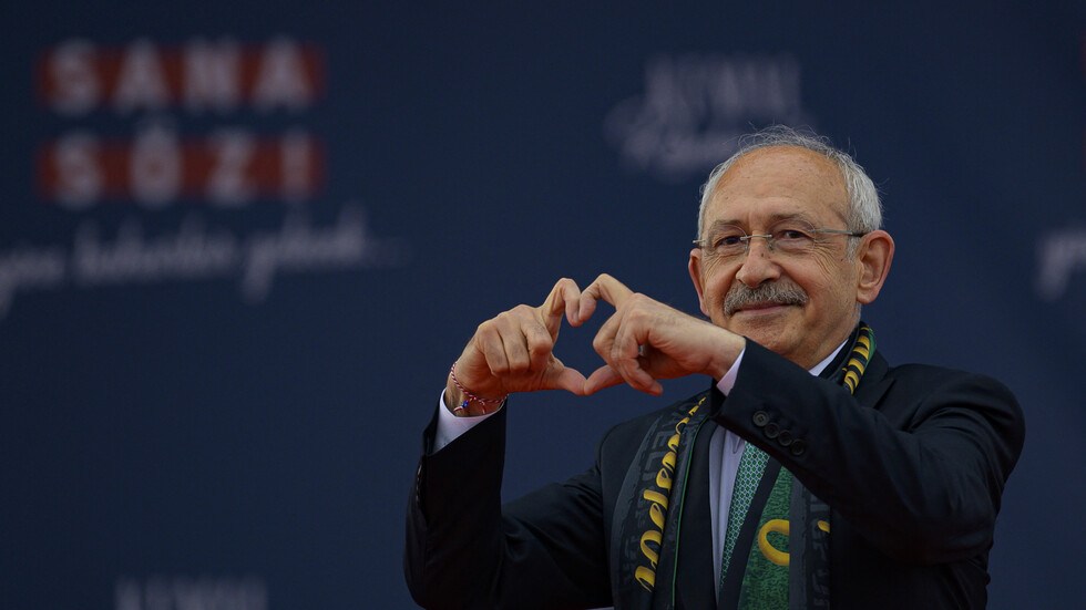 من هو كمال كيليتشدار أوغلو المنافس الأساسي لأردوغان؟ وما أبرز محطات حياته السياسية؟