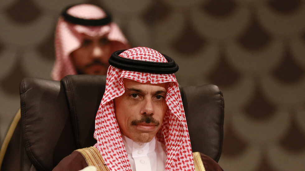 وزير الخارجية السعودي يستعرض مع المبعوث الأممي جهود بلاده لحل سياسي في سوريا