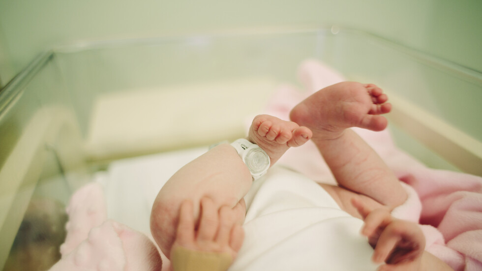 العراق.. ولادة غريبة لطفل بعين واحدة في محافظة ذي قار