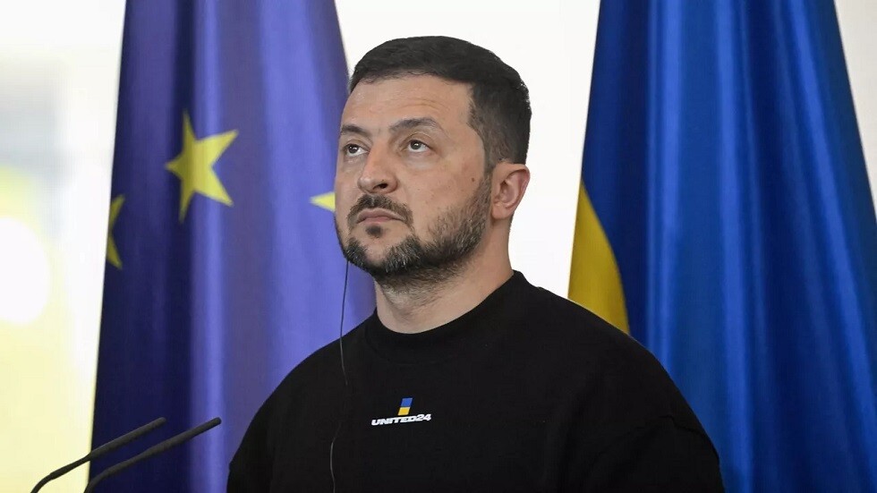 وزير الخارجية الأوكراني: زيلينسكي يجمع الأسلحة خلال جولته في أوروبا لشن هجوم مضاد