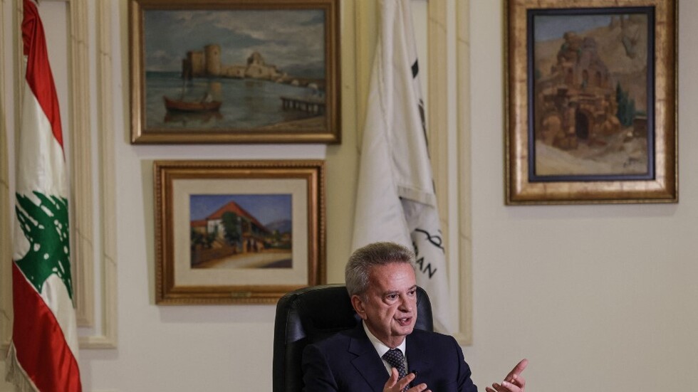 أين سلامة؟.. الأجهزة اللبنانية تبحث عن حاكم المصرف المركزي