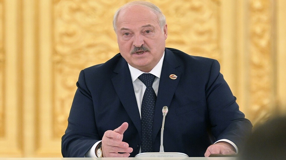 لوكاشينكو يدعو لبدء مفاوضات حول أوكرانيا على أساس وثيقة جديدة وبدون شروط مسبقة