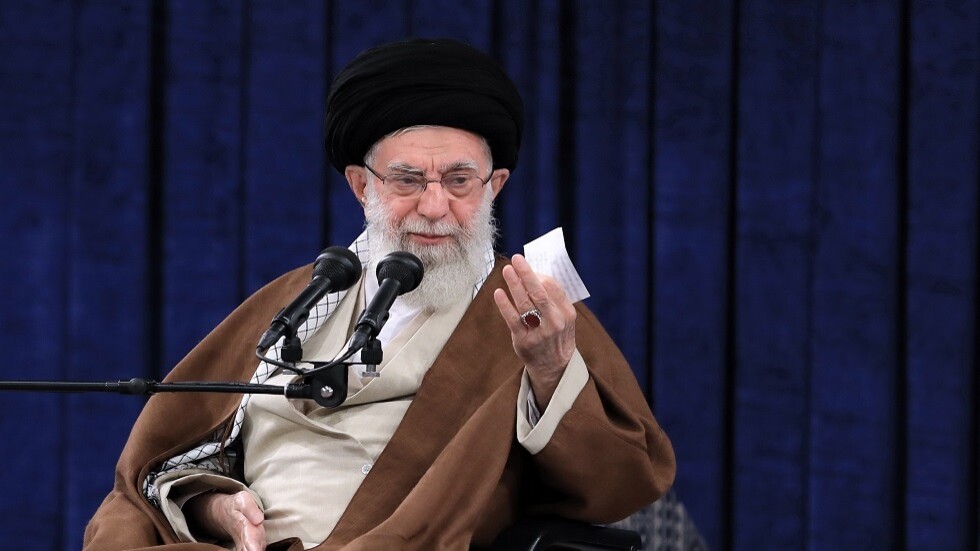 خامنئي يحدد 3 مبادىء أساسية تنتهجها إيران في دبلوماسيتها