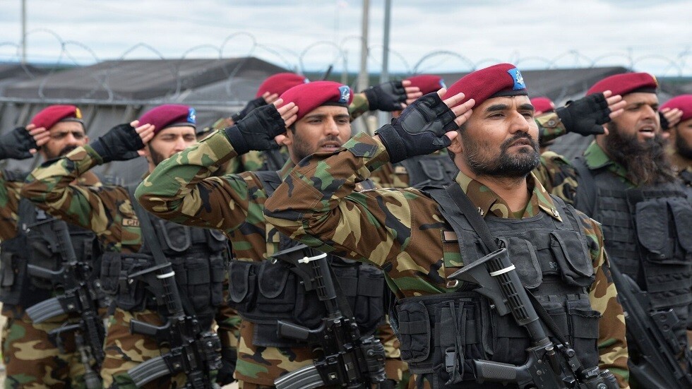 مقتل 3 جنود باكستانيين في هجوم على نقطة عسكرية