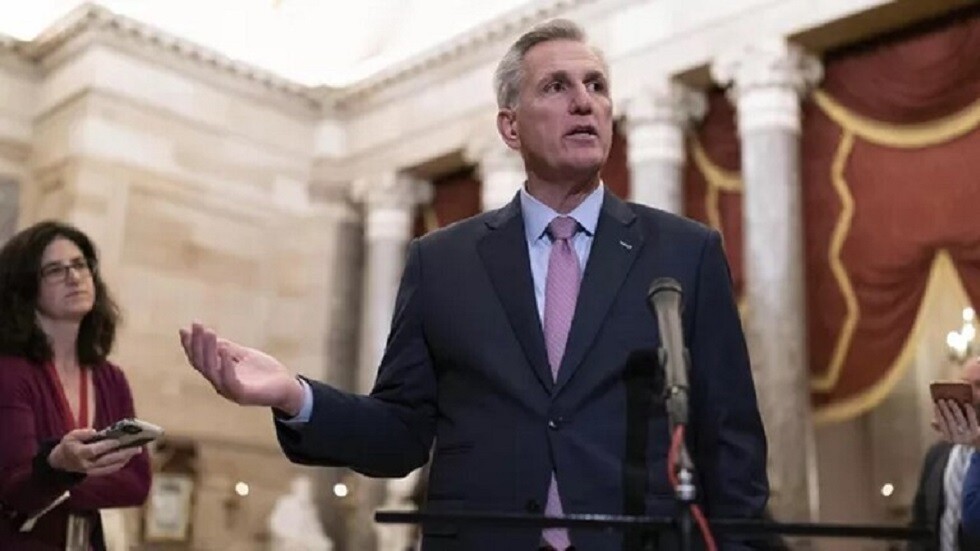 مكارثي يحذر من خطر حدوث أول تخلف عن السداد في تاريخ الولايات المتحدة