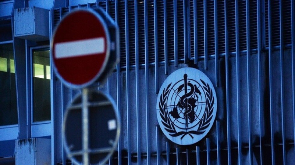 سلوتسكي: قرار "الصحة العالمية" بشأن أوكرانيا يدفع موسكو لمناقشة الخروج من المنظمة