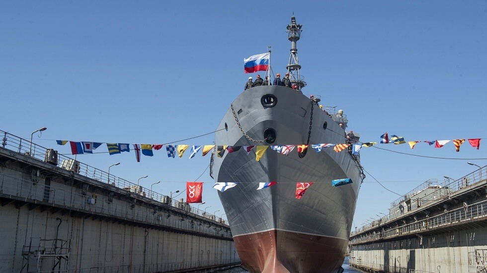 مصدر مطلع يكشف تفاصيل عن المسيرات البحرية الانتحارية التي حاولت مهاجمة سفينة روسية وكيفية توجيهها