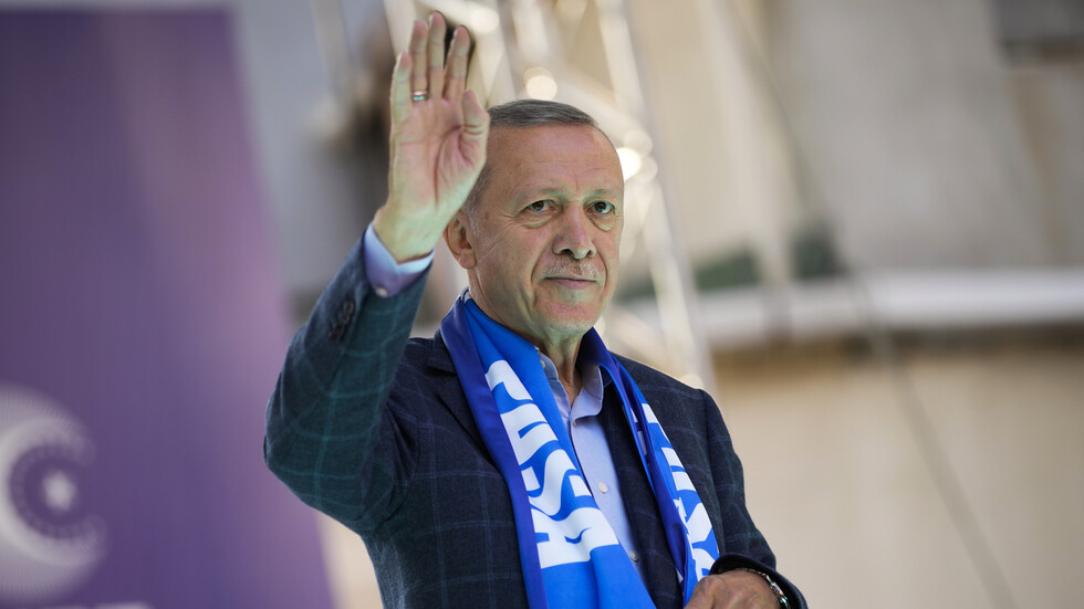 أردوغان: لم تخسر نساؤنا حقوقهن منذ 21 عاما بينما يجبر مساعدو كيليتشدار أوغلو الطالبات على خلع الحجاب