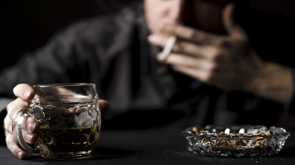 تأثير العادات السيئة في متوسط العمر المتوقع