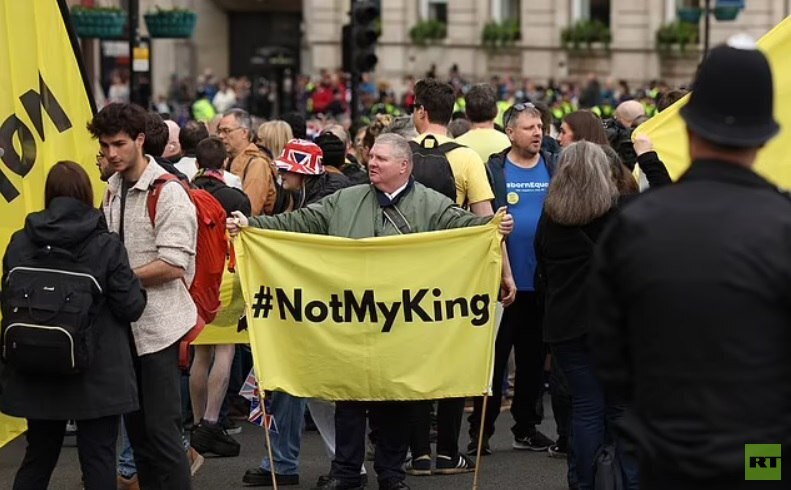بريطانيا.. توقيف 6 ناشطين مناهضين للملكية في لندن قبل تتويج الملك تشارلز (فيديو)