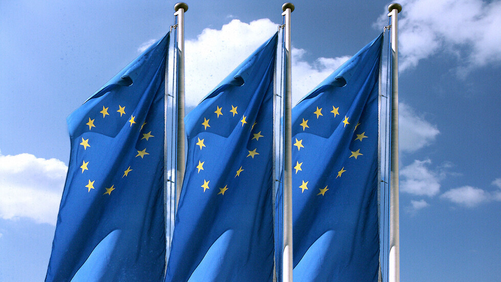 صحيفة: الاتحاد الأوروبي يعتزم فرض عقوبات على شركات صينية 