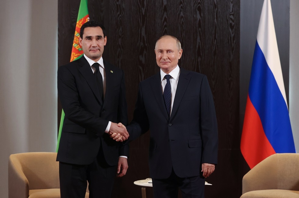 رئيس تركمانستان يتلقى دعوة لحضور الاحتفالات بعيد النصر في موسكو