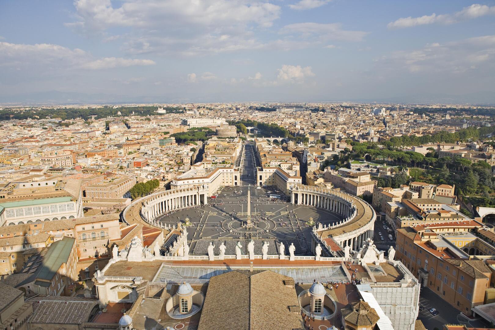 صحيفة: إغلاق المجال الجوي فوق روما خلال زيارة زيلينسكي