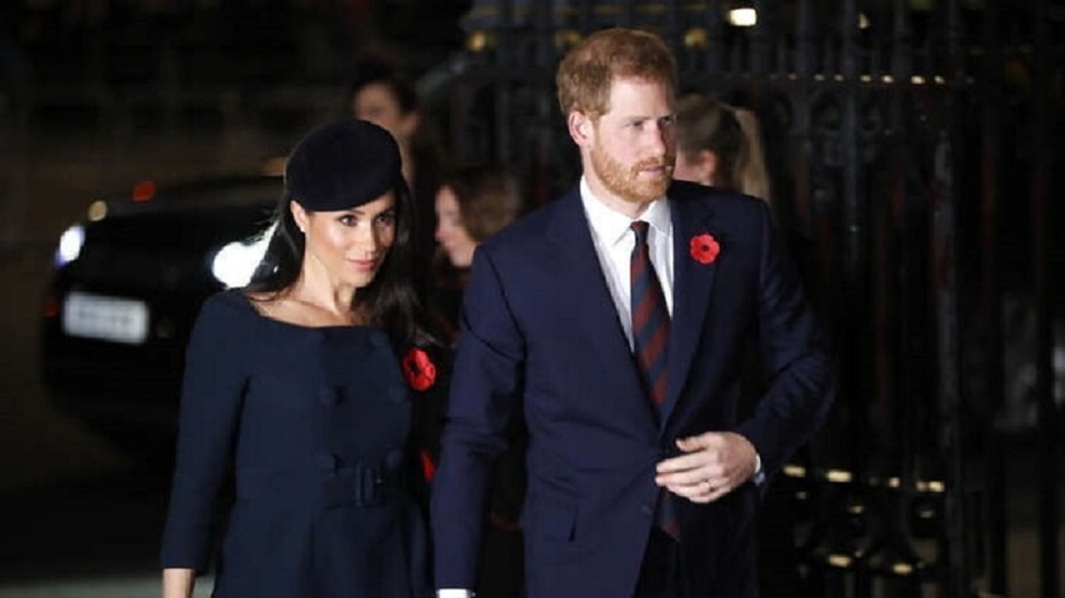 بريطانيا.. الأمير هاري وزوجته ميغان يتعرضان لملاحقة خطيرة بالسيارات