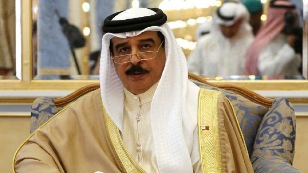ملك البحرين يصل إلى جدة للمشاركة في القمة العربية (صور+فيديو)