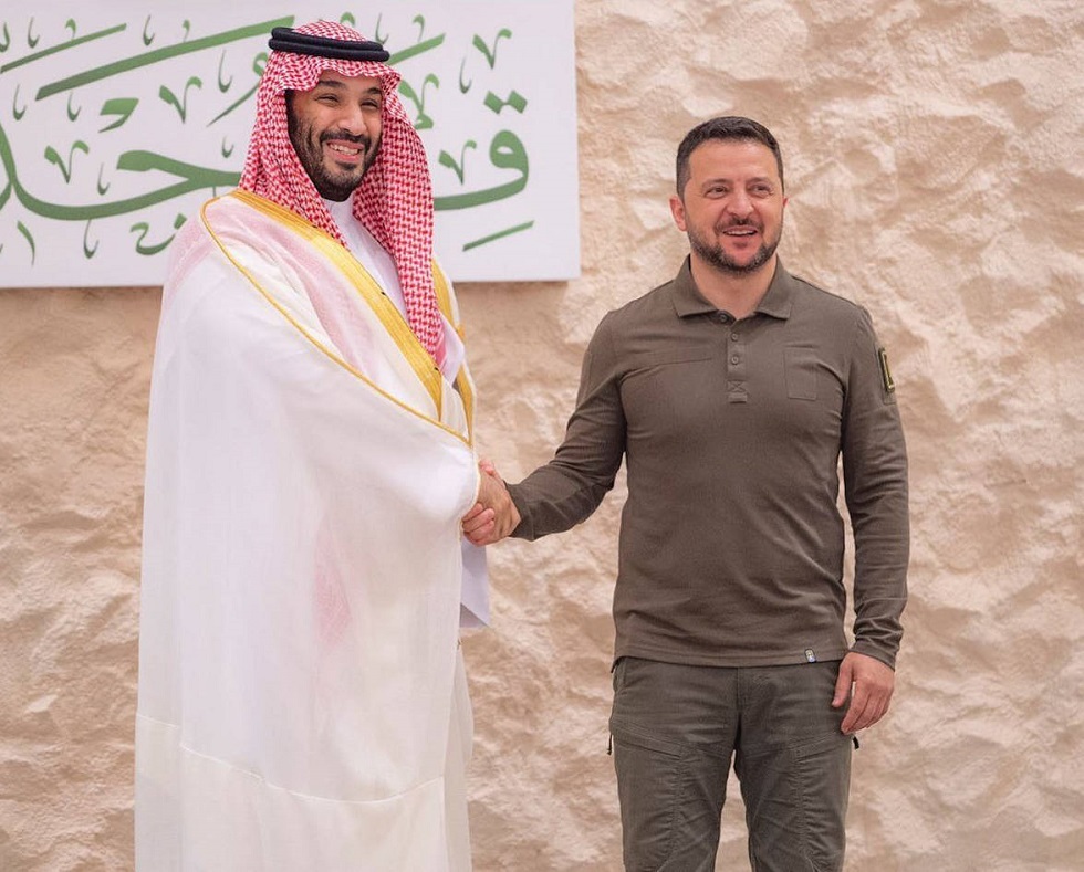 بن فرحان: دعونا زيلينسكي للقمة العربية لسماع وجهة نظره تجاه الأزمة