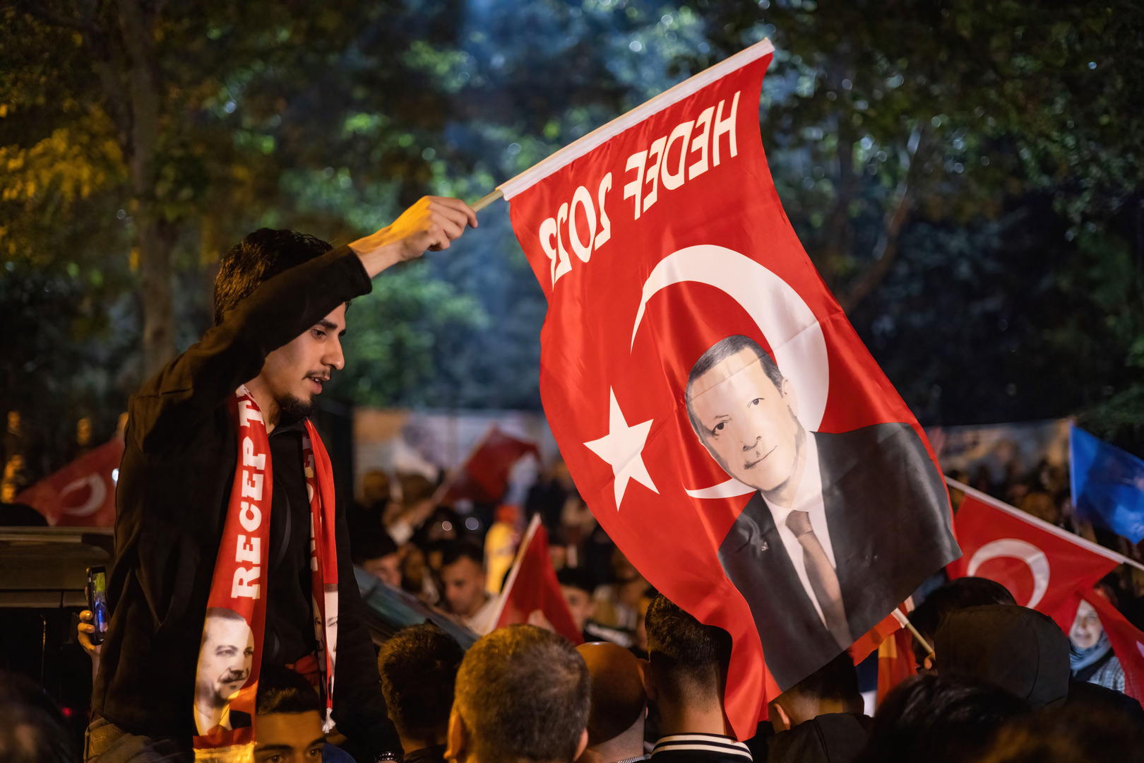 عشية يوم الحسم في تركيا.. أردوغان وكيليتشدار يحشدان أنصارهما
