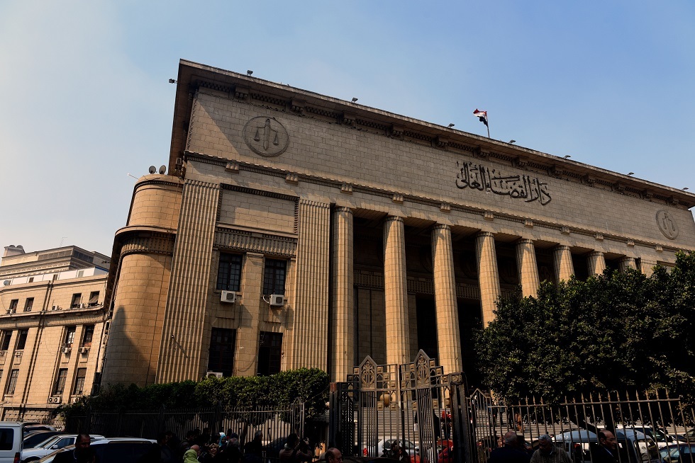 مصر.. قرار عاجل ضد مسؤول سابق بمجلس الدولة و5 رجال أعمال في قضية جديدة