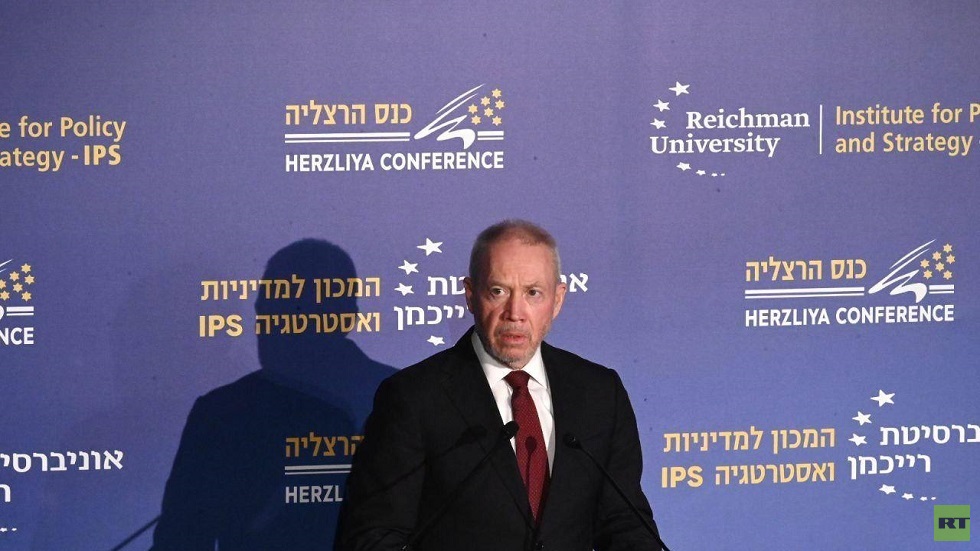 وزير الدفاع الإسرائيلي: إيران تسعى لإقامة قواعد بحرية في الشرق الأوسط