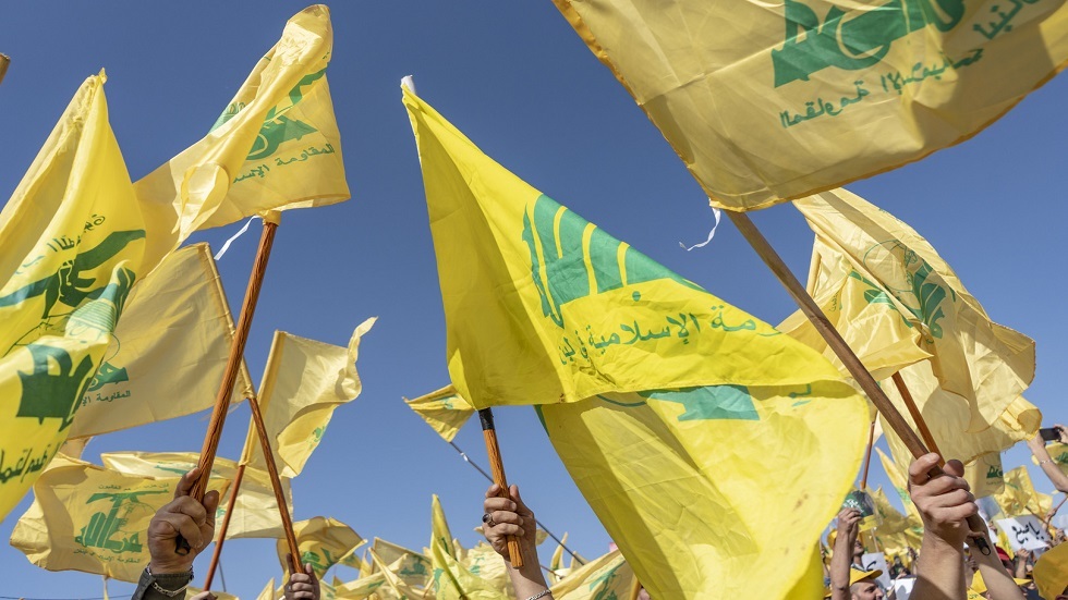 أعلام حزب الله اللبناني - أرشيف -
