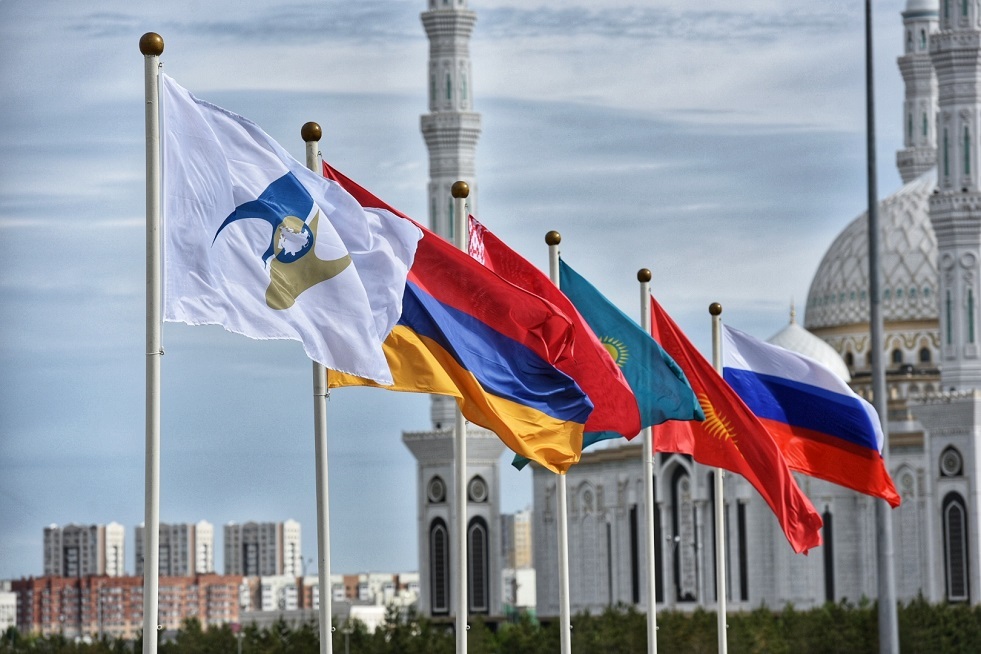 توكاييف يشيد بالتكامل الثنائي والثلاثي داخل الاتحاد الاقتصادي الأورواسي
