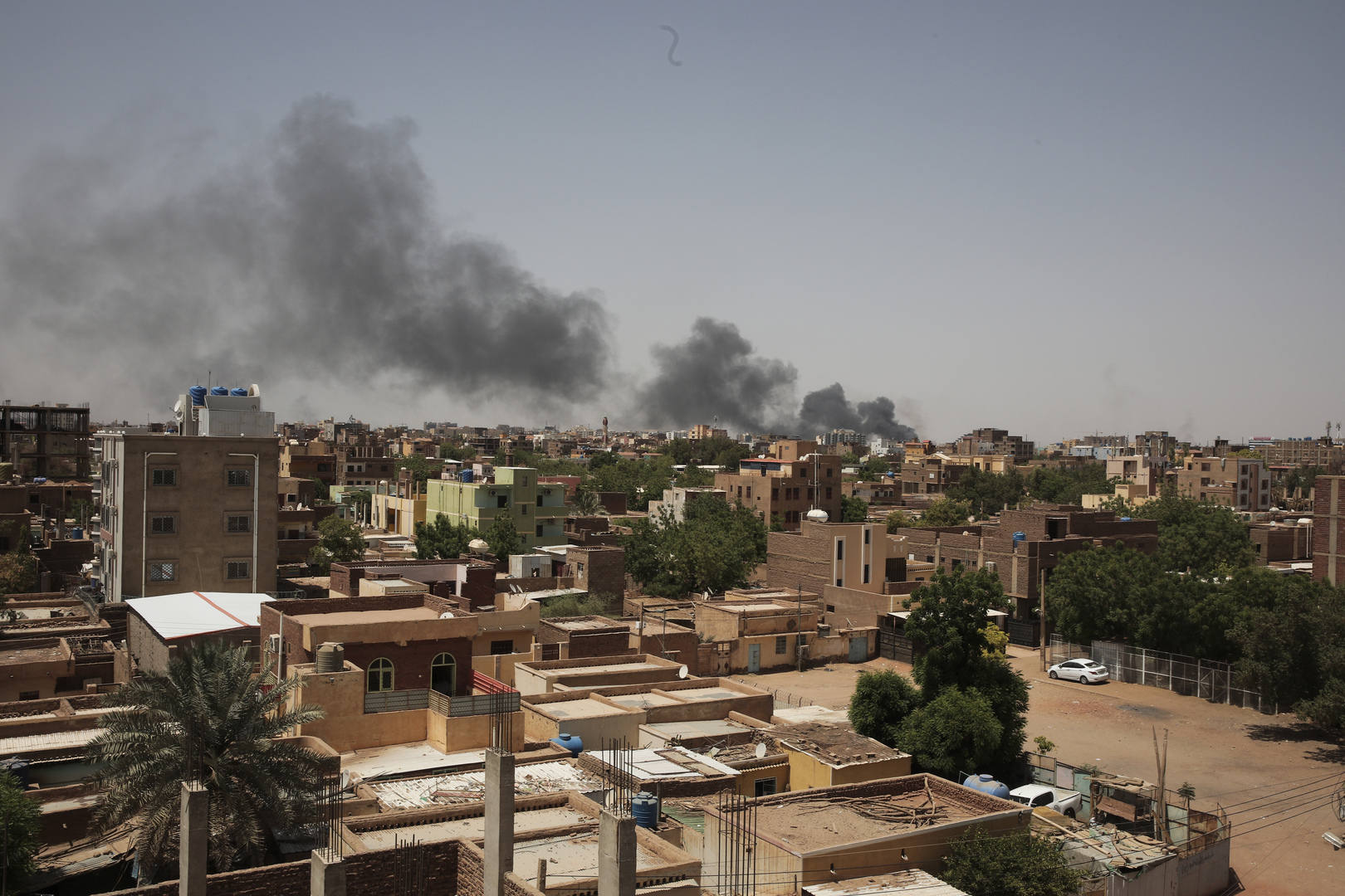 بيان سعودي أمريكي يشير إلى وجود انتهاكات من قبل الأطراف السودانية أعاقت سير الهدنة وإيصال المساعدات