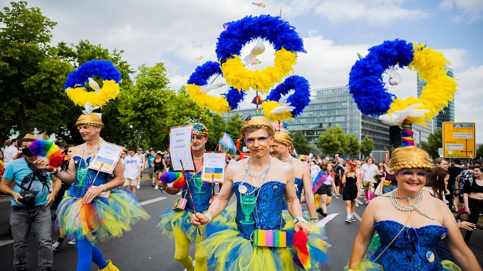 صحفية أمريكية متحولة جنسيا: انتصار أوكرانيا سيساعد في تقوية مجتمع المثليين