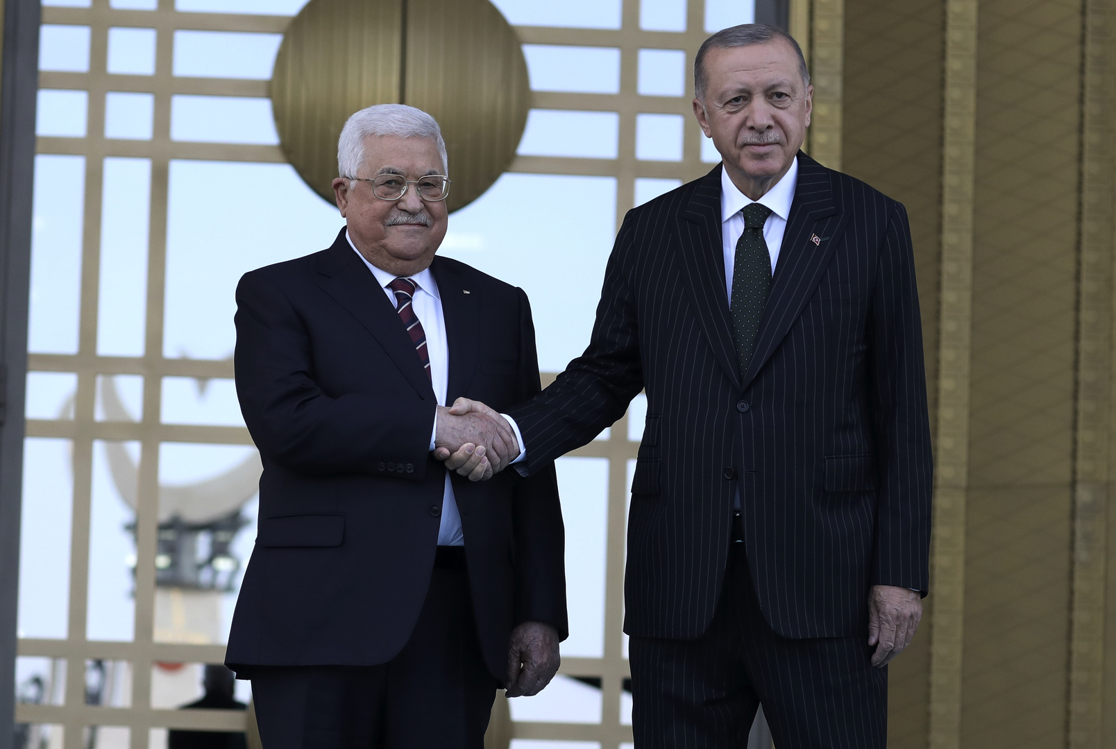 الرئيس الفلسطيني يهنئ أردوغان