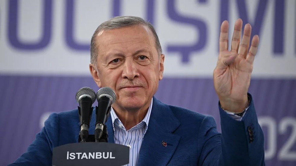 الهيئة العليا للانتخابات التركية تعلن فوز الرئيس رجب طيب أردوغان بولاية رئاسية ثانية