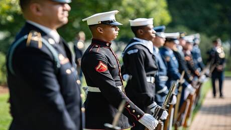 الجيش الأميركي يواجه مشكلة نقص المجندين في الخدمة العسكرية