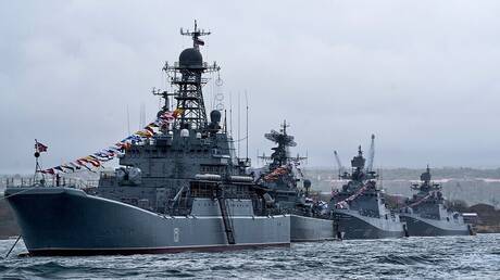 وسائل إعلام: لندن ترسل فرقاطة لمراقبة سفن روسية تنشط قبالة بريطانيا