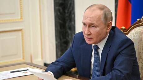 بوتين يبحث مع مجلس الأمن الروسي سير التحضير لاحتفالات عيد النصر