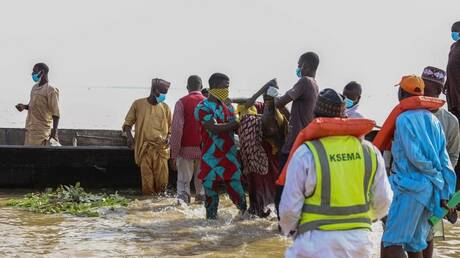 غرق وفقدان نحو 40 شخصا في انقلاب قارب في نيجيريا