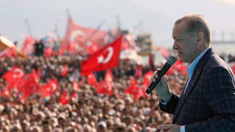 أردوغان يتهم كيليتشدار أوغلو بالوقوف خلف تسريب الفيديوهات الجنسية للمرشح الرئاسي السابق إينجه