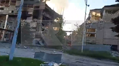 آثار الهجوم الأوكراني على مدينة لوغانسك