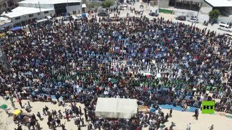الآلاف يشاركون في جنازة قائد سرايا القدس في غزة